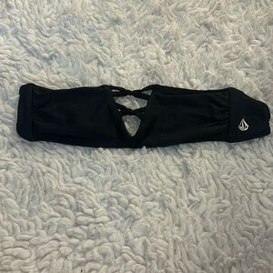 Women’s Black Volcom Bikini Top Small